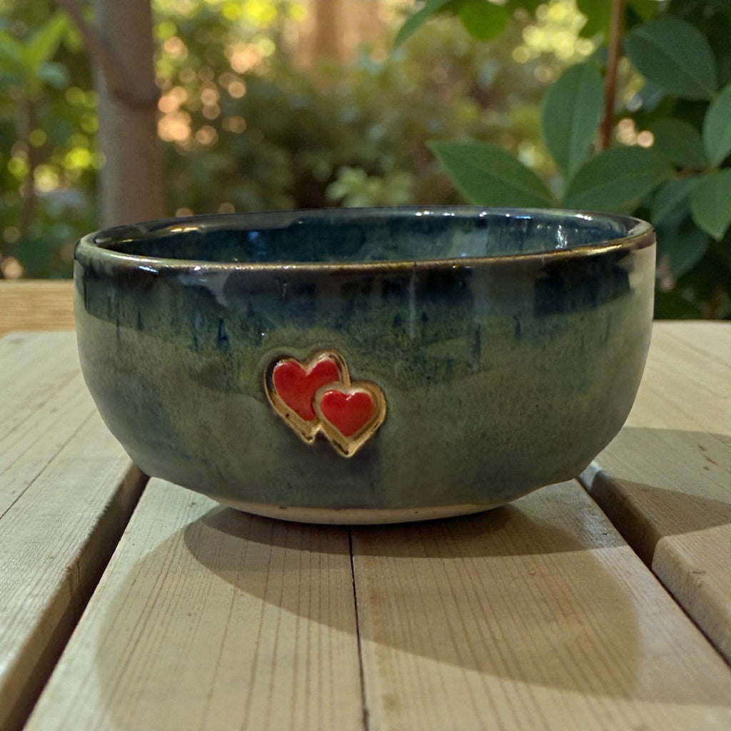 Handmade ceramic bowl with hearts - BM Ceramics