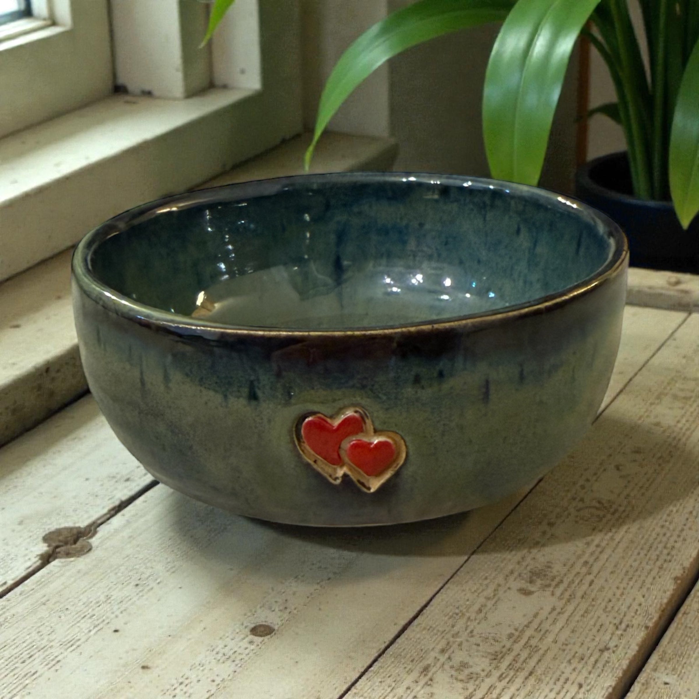 Handmade ceramic bowl with hearts - BM Ceramics