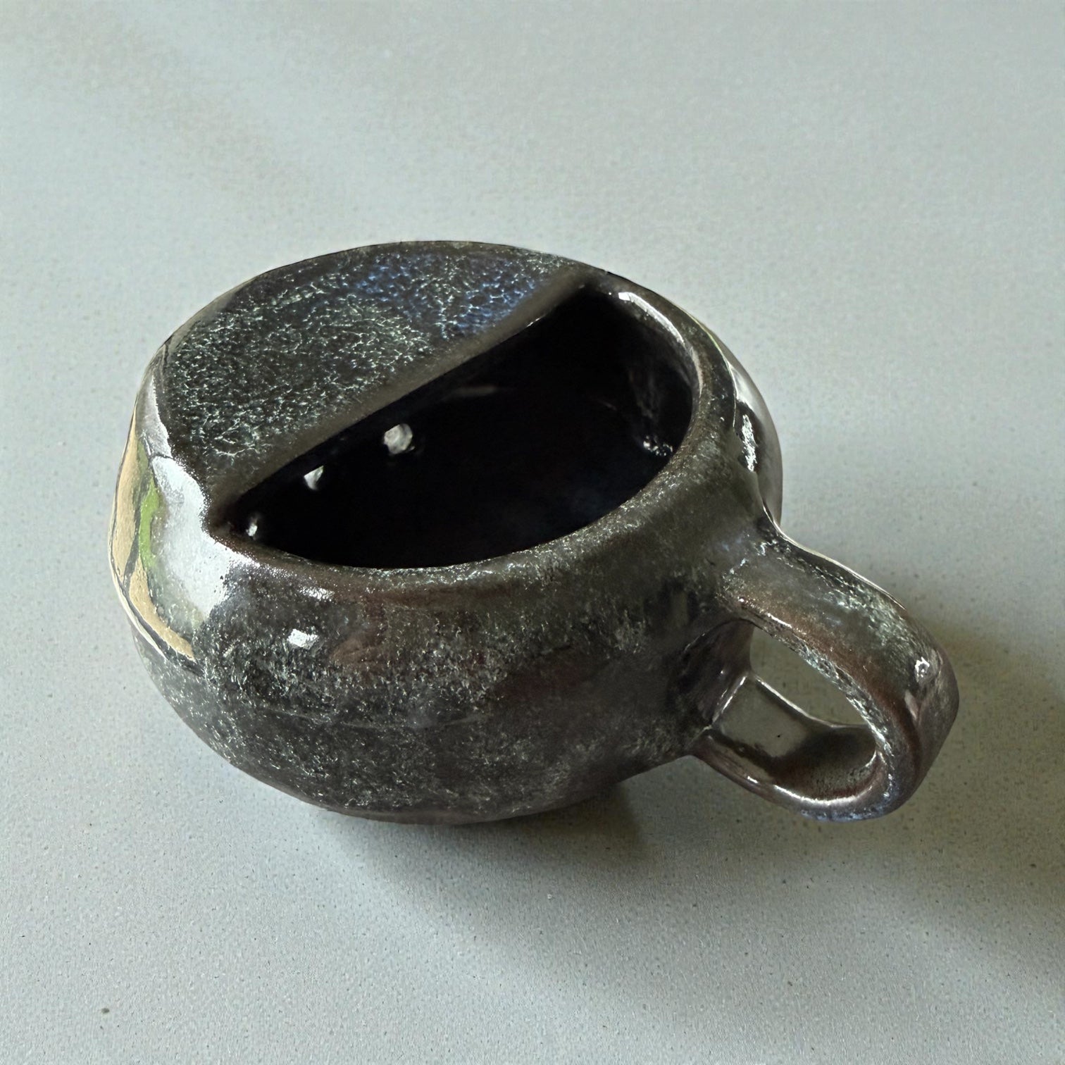 Handmade ceramic berry rinsing mug